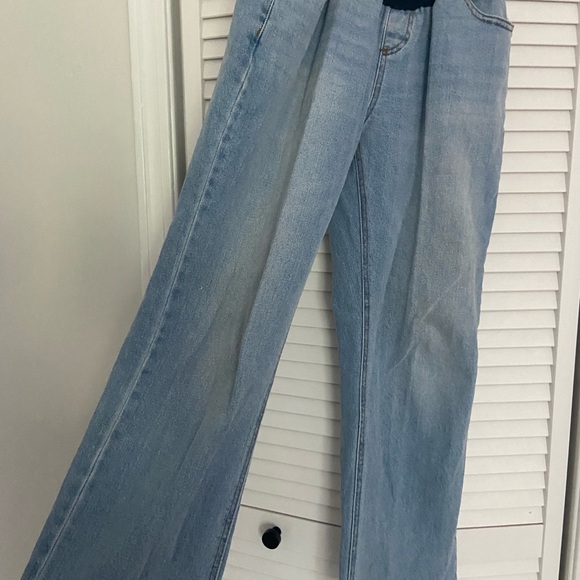 Maternity Motherhood®  Jeans - Picture 3 of 4